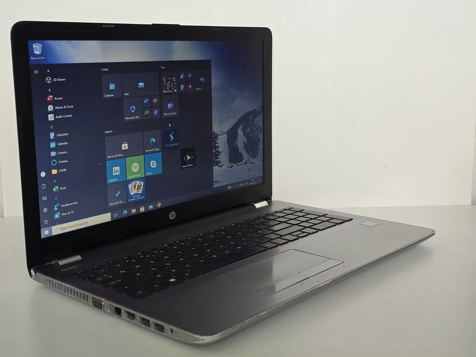 HP 250 G6 15.6" Laptop Intel i3-6006U, 4GB Ram 500GB HDD Windows 10 Pro - Image 2 of 4