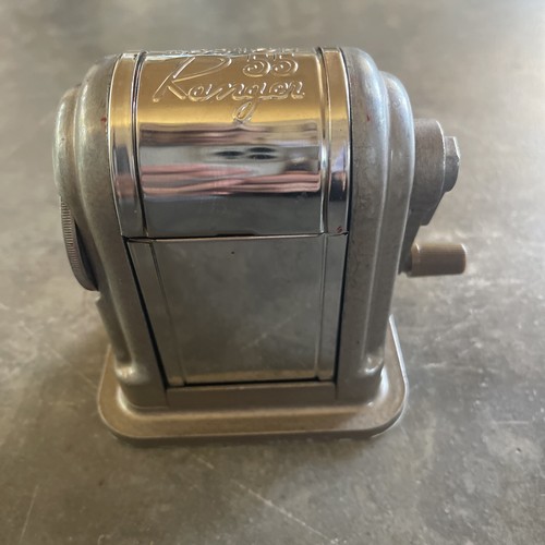 Vintage Boston Ranger 55 Pencil Sharpener 6 Hole Adjustable Point Selector - Picture 2 of 6