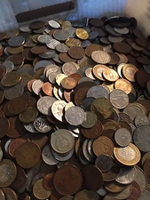 Huge Mixed Bulk Lot of 1000 Assorted World/Foreign Coins! Great Starter Group!