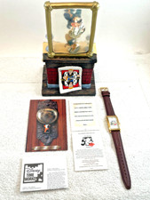 2002 Disney Mickeys Mirror of Clues Mystery Sculpture Wrist Watch Signed COA LE