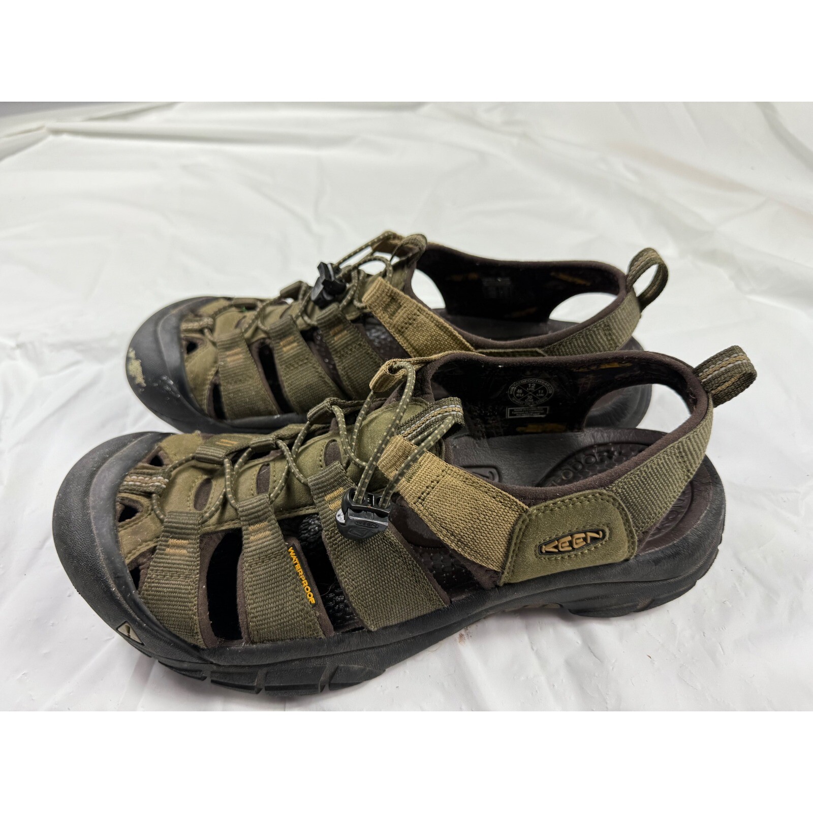 Sandali da passeggio impermeabili Keen scarpe da trekking acqua verde oliva uomo taglia 12