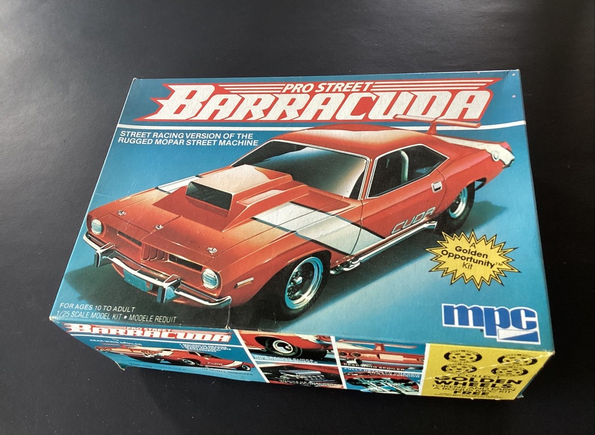 Vintage 1980s MPC Pro Street Barracuda 1/25 Scale Plastic Model
