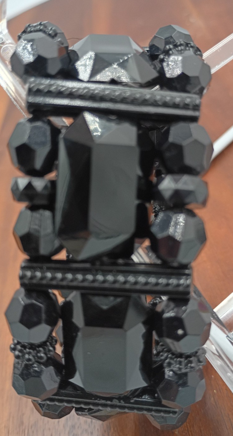 Black stretch braclet - image 1