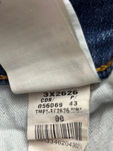 Mini micro pantalones cortos de mezclilla Hollister lavado medio Y2k tiro bajo dobladillo con puños talla 00/23 Foto 4 de 4