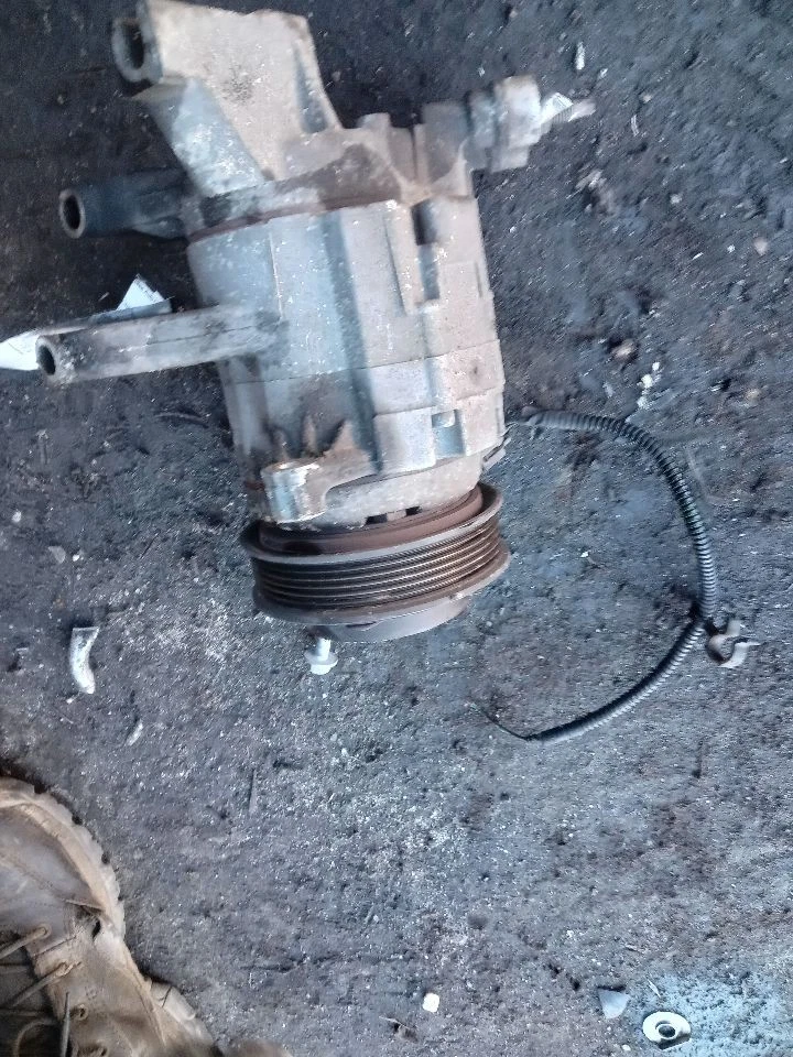 Used A/C Compressor fits: 2010 Chevrolet Equinox 3.0 Grade A Foto 4 de 4