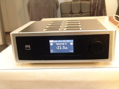 NAD M17 V2 Master Series 7.1 AV-Prozessor-Vorverstärker / Neupreis: 8999,00 Euro