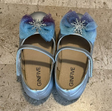 Ginfive Silver Sparkle Bow Embellished Round Toe Ballet Toddler Girls Size 9
