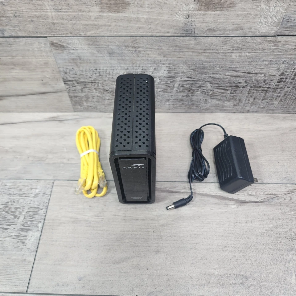 Cable módem ARRIS SURFboard SB6183 16x4 canales DOCSIS 3.0 - negro - probado Foto 2 de 4