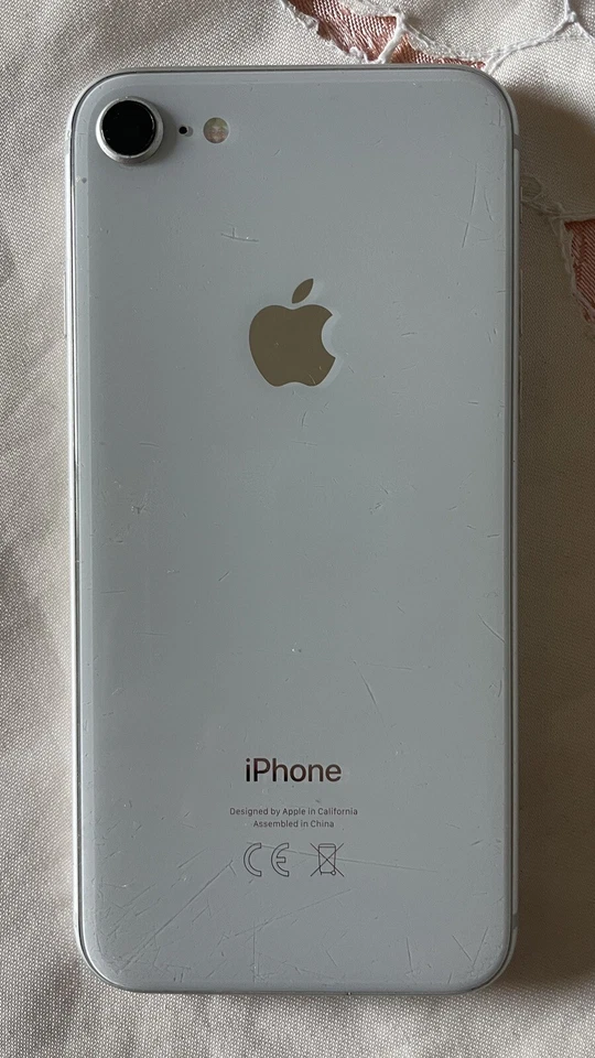 iPhone - Immagine 2 di 2