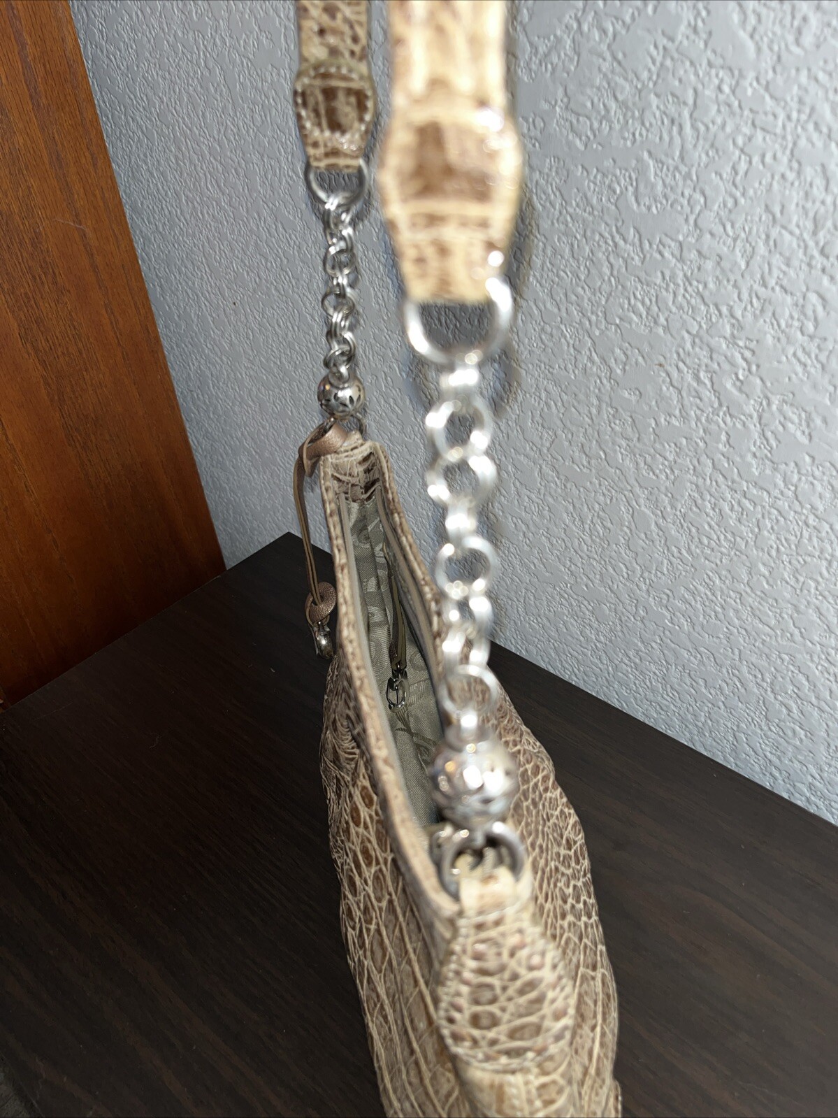 BRIGHTON BEAUTIFUL CROCODILE PATTERN LEATHER SHOU… - image 12