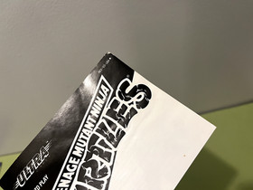 USED TEENAGE MUTANT NINJA TURTLES WITH BOX AND MANUAL NINTENDO NES 1989