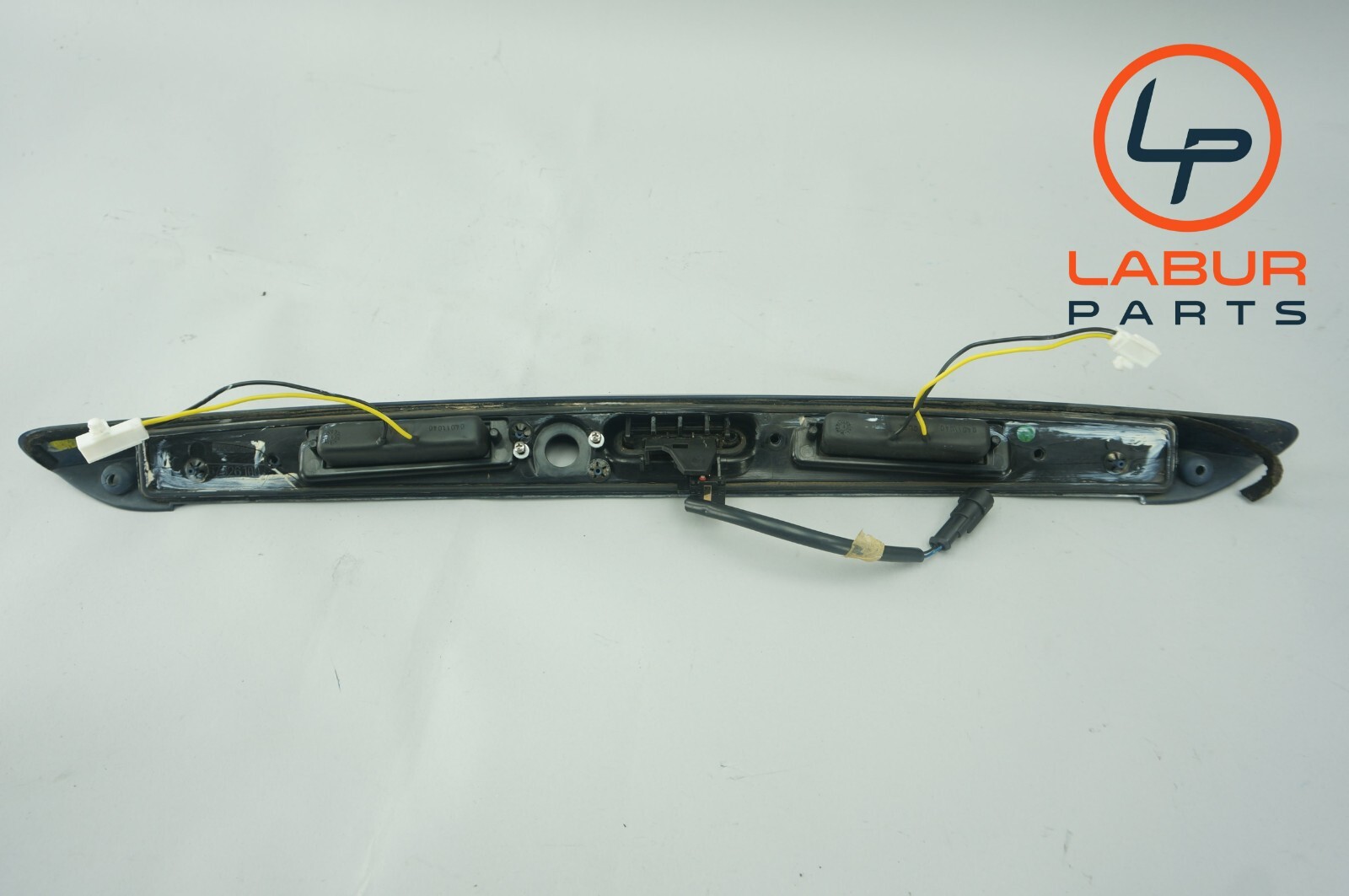 M139 03-13 Maserati Quattroporte Rear Trunk Tailgate Handle Trim Cover Z3997