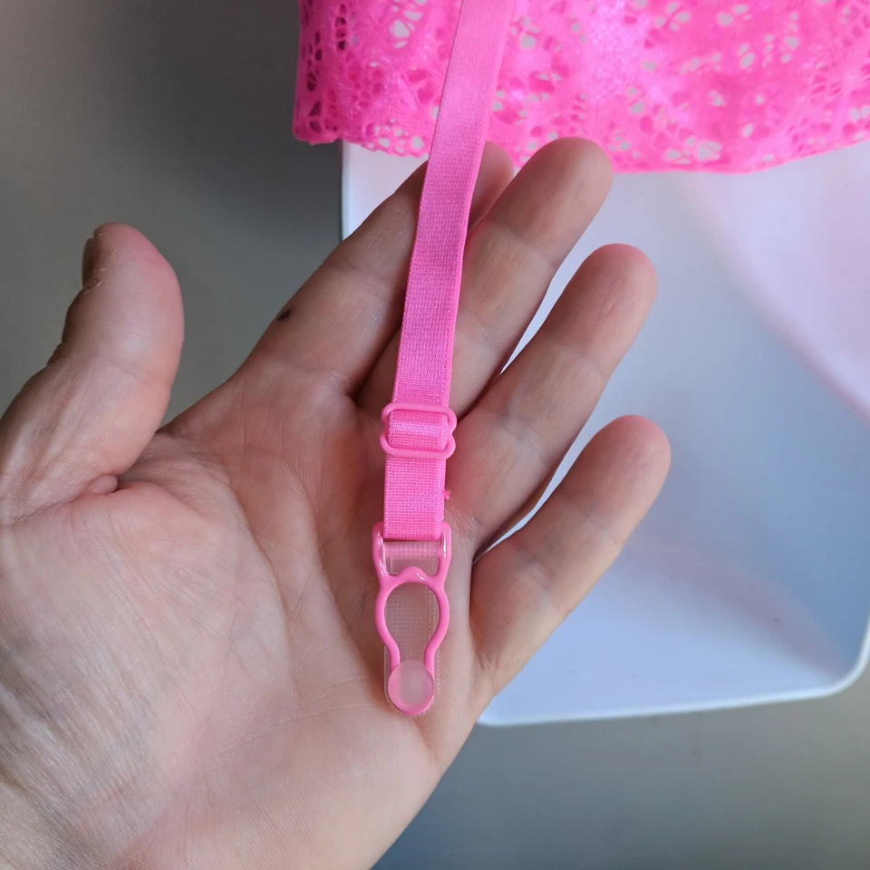 Dream Girl Hot Pink Garter/Slip with Thong Panty Never Worn Display  Sz MedB27 - Image 3 of 4