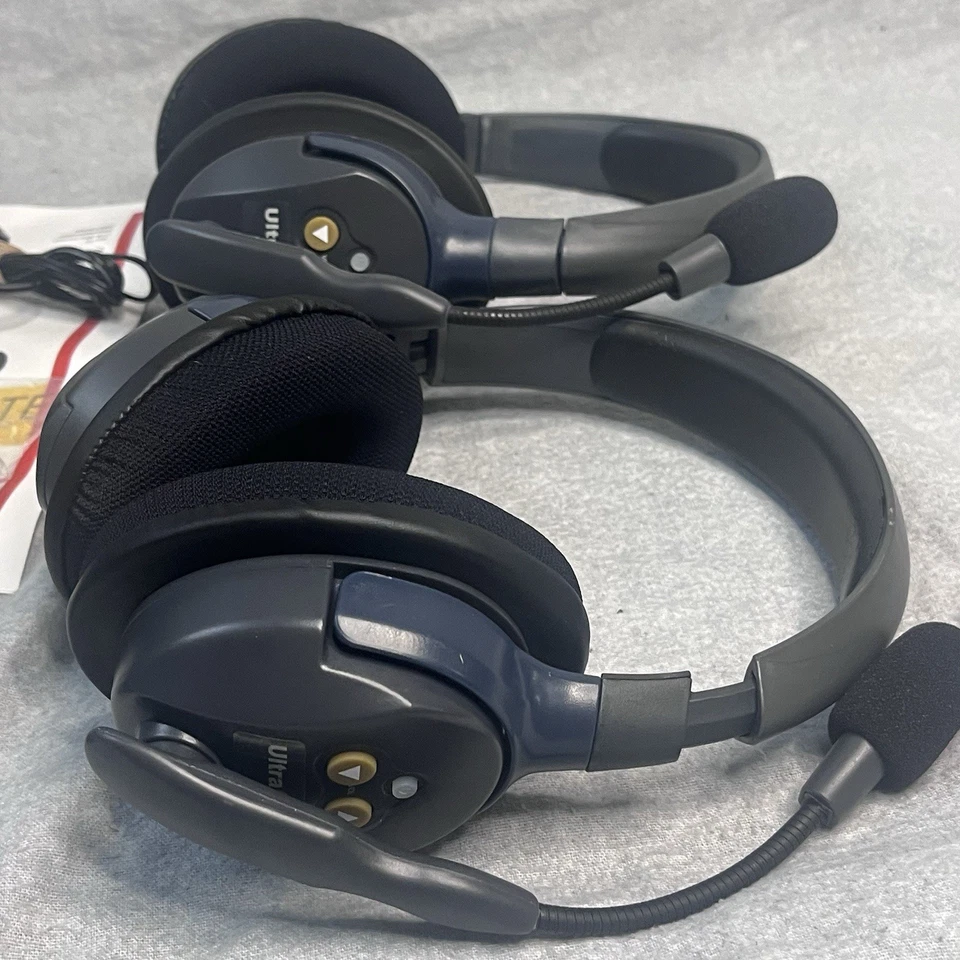 EARTEC UltraLITE Full Duplex Wireless Headset - 2 Headsets Included - Image 4 of 4