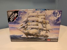 Academy Sea Pirate Clipper Ship Cutty Sark Mo...