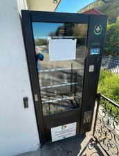 Distributore Automatico a Spirali e Vetrina per Snack/Bevande - Usat