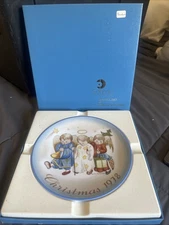 Christmas Schmid the Creative Hand Heavenly Trio By Sister Berta Hummel 1978 