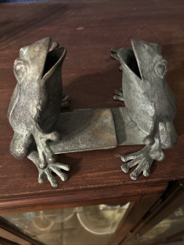VTG Pair of 2 SPI Bronze Patina Cast Metal Singing Frog Open Mouth Bookends