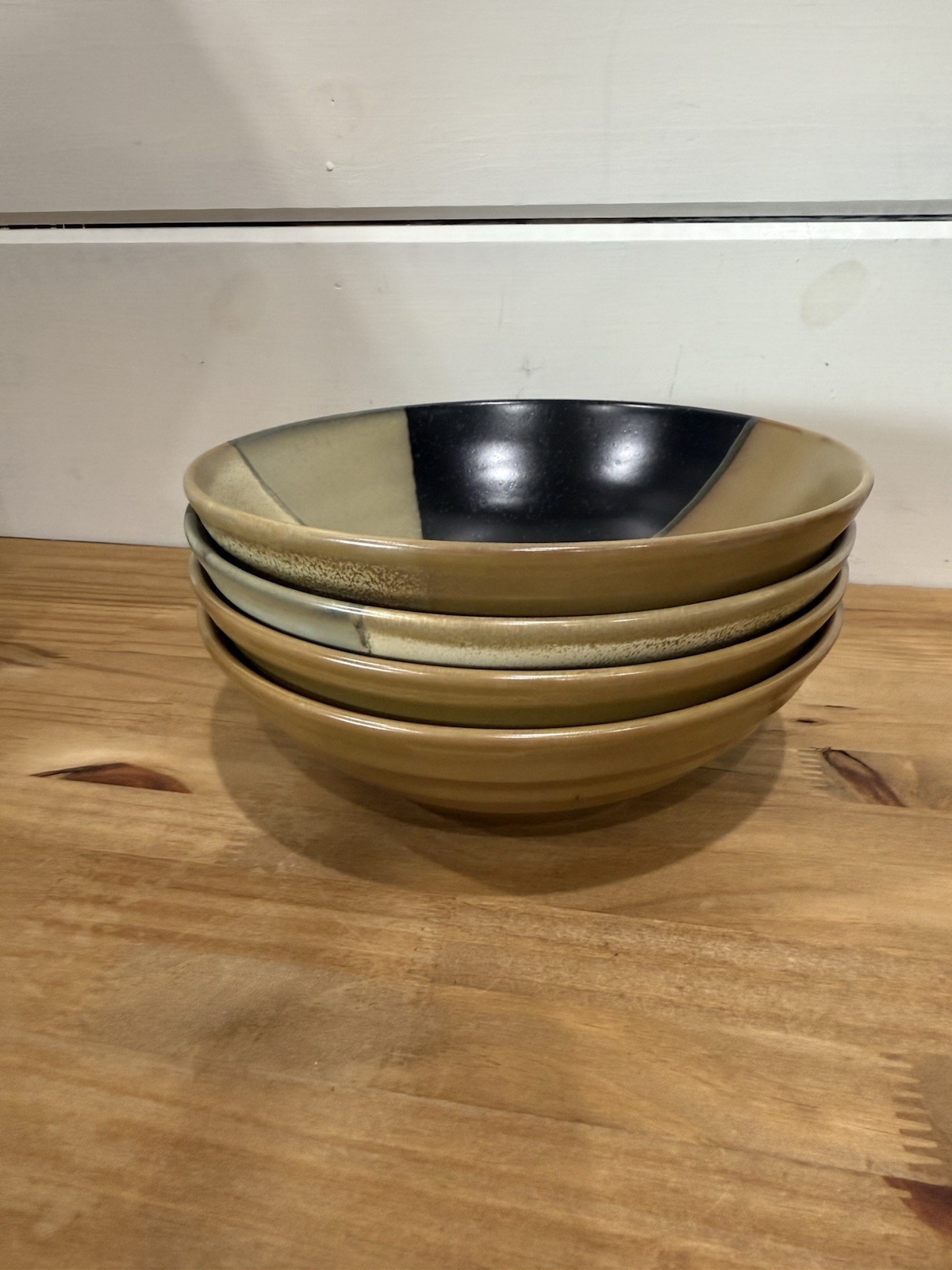 Of 4 Sango 8&rdquo; Soup Cereal Bowls Gold Dust Black 5022