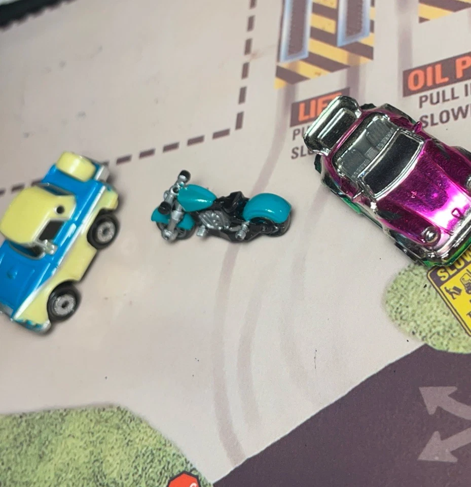 MicroMachines Scaled Harley (Green/Black/Chrome) OTHER VEHICLES NOT INCLUDED - Image 4 of 4