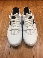 Nike Huarache Run GS Style 654275-109 Size 6y New/ Dead Stock