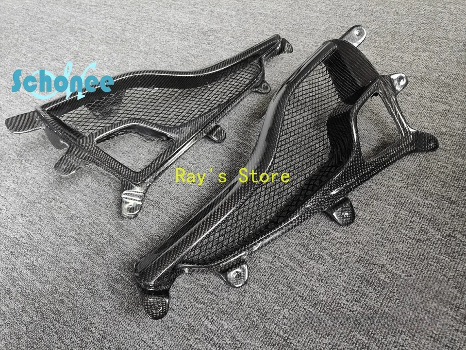 Cubierta envolvente de luz antiniebla trasera de fibra de carbono 2 piezas para Ferrari 458 Spider Italia Foto 2 de 4