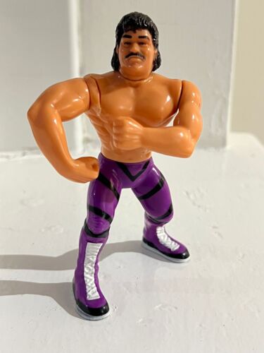 WWF WWE Hasbro Wrestling Figure. Series 1: Ravishi...
