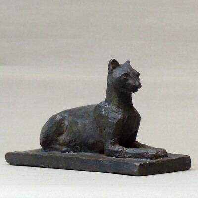 Skulptur LIEGENDE KATZE Bronze limitiert signiert KIENBERGER nur 25 Exemplare