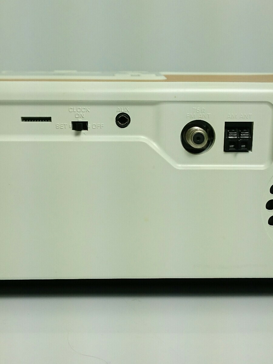 Yamaha TSX-B235 Desktop Audio System CD USB Wide FM AM Radio Bluetooth White