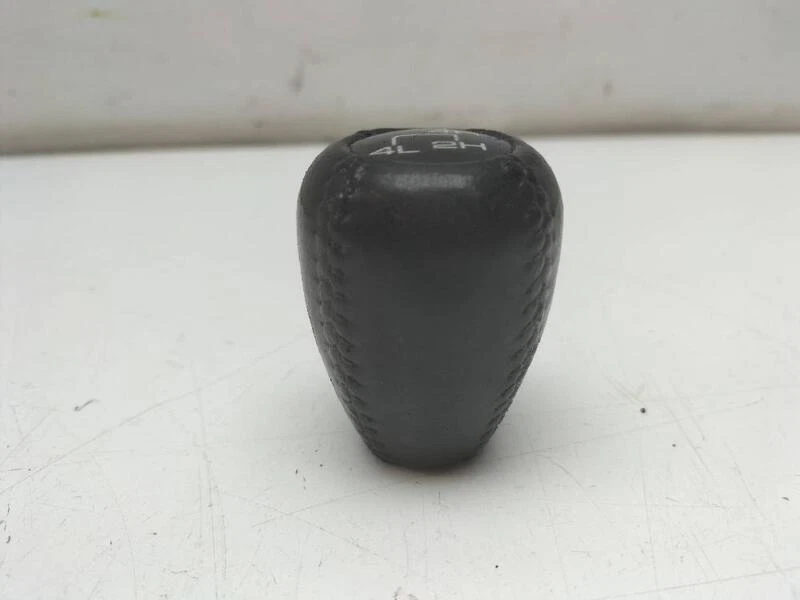 Shift Knob 2051027 for Isuzu Trooper UBS 55 1983 - Image 2 of 3