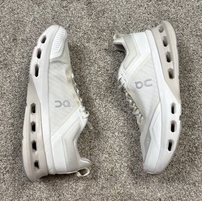 On Cloudnova X Men's Size 9.5 Shoes Sneakers White Running Athletic