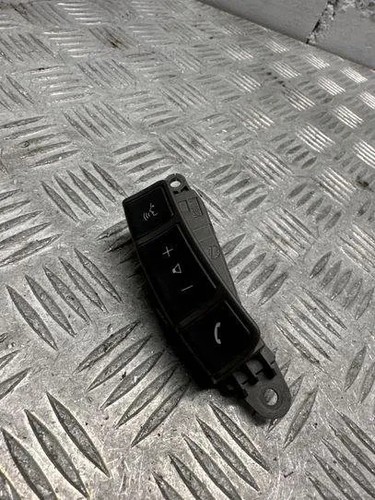 BMW 7 E65, E66, E67 Lenkradknöpfe / -schalter 6911585 3.00 Diesel 21513208