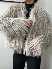 Cappotto pelliccia sintetica Zara Collection grigio bianco lusso trend fashion designer S