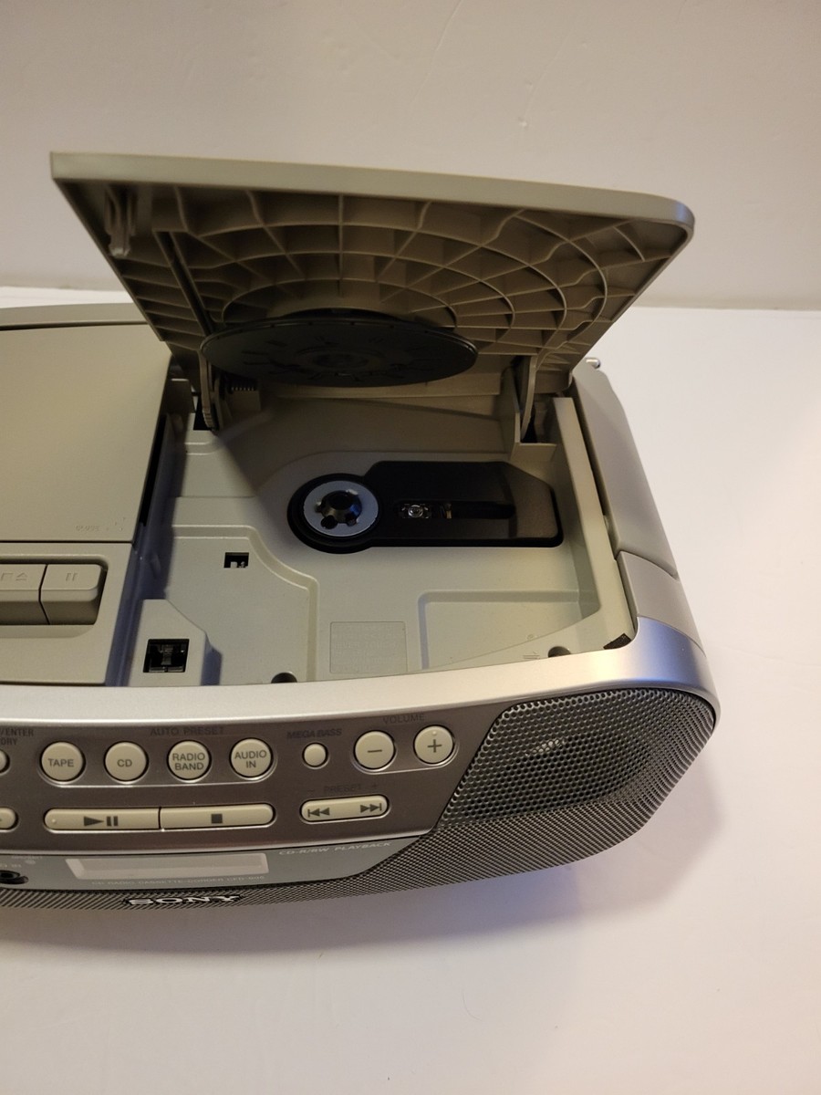 Vintage Sony CD Radio Cassette Player Recorder Portable Boombox