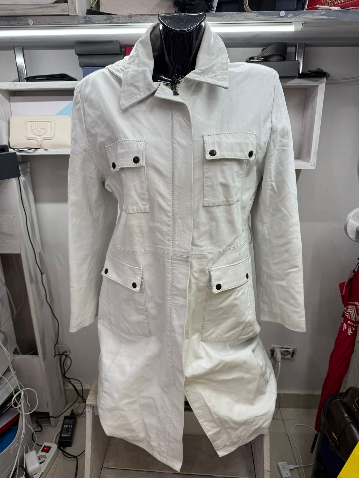 Womens white leather jacket coat size 48 cod. AM140