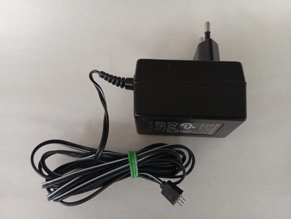 Faller Ladegerät 3 polig für Car System - Bild 3 von 3