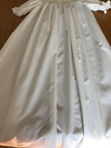 Hand Made Smocked Ivory Bishop Dress Sz. 5, 6, 7, First Communion Flower Girl EC - Picture 3 of 9