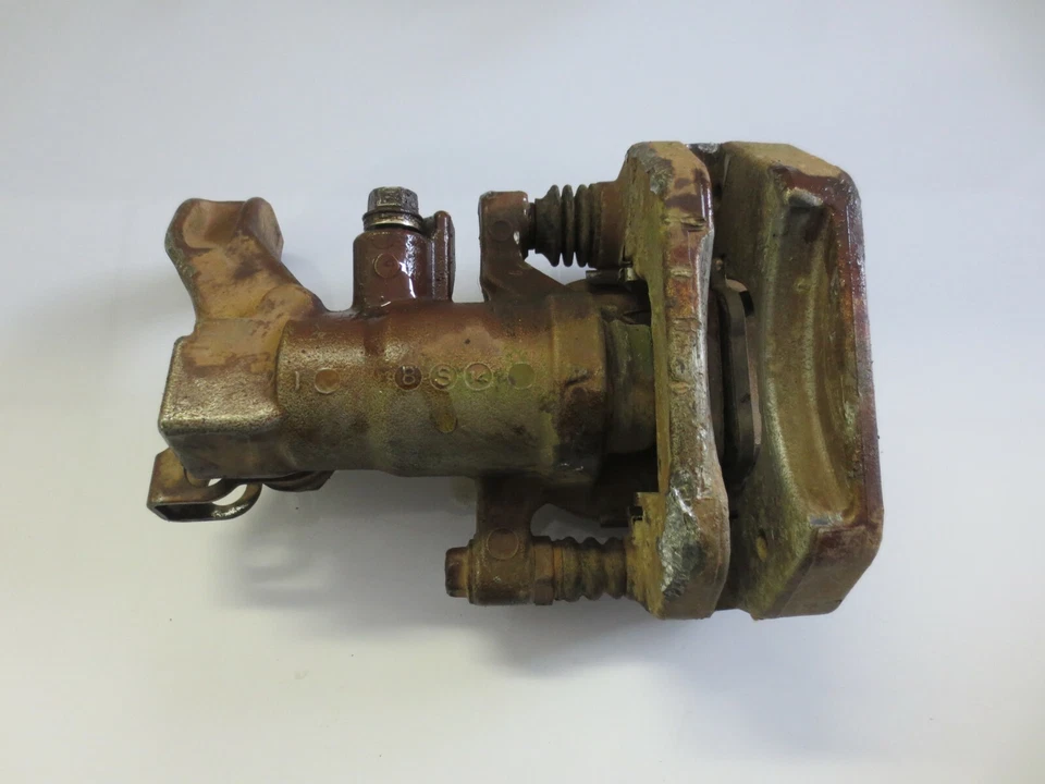 2010 年本田 Rincon 680 4x4 全地形车二手原始设备制造商后制动卡钳  — 第 2/2 张图片