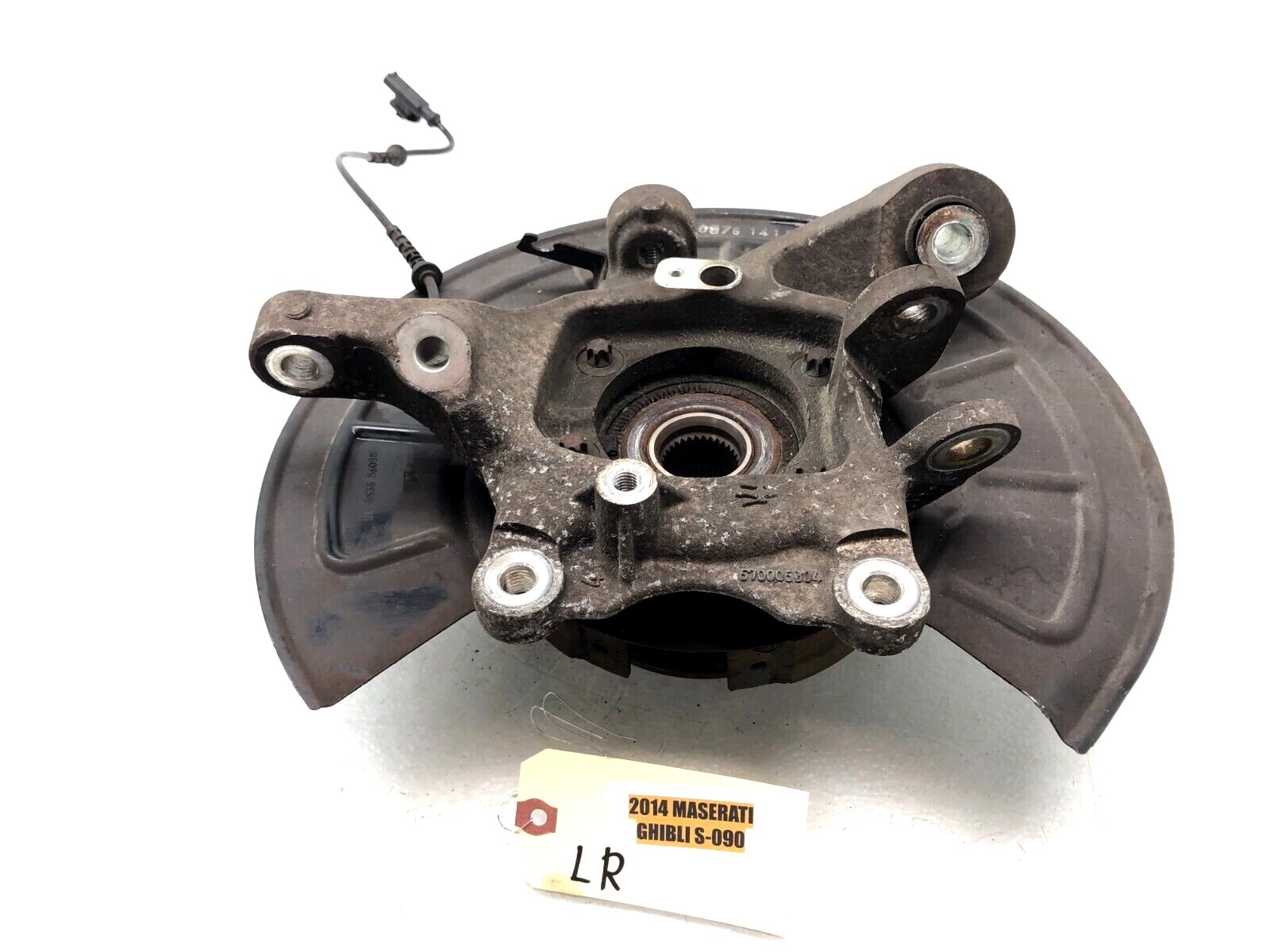 2014-2019 MASERATI GHIBLI AWD LEFT DRIVER REAR SPINDLE KNUCKLE HUB OEM.