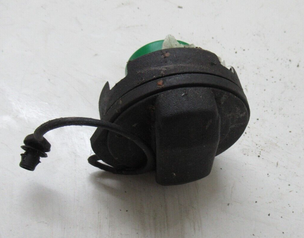 BENTLEY CONTINENTAL GT 2004 FUEL FILER CAP