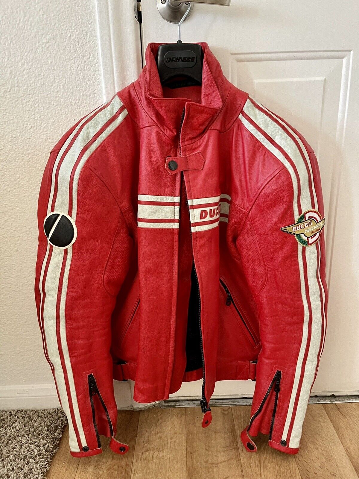 Dainese Ducati Retro Red Leather Jacket Size 48 | eBay