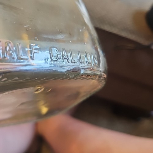 1/2 gallon glass milk jug with Handle. 9x4.5" - Picture 8 of 11