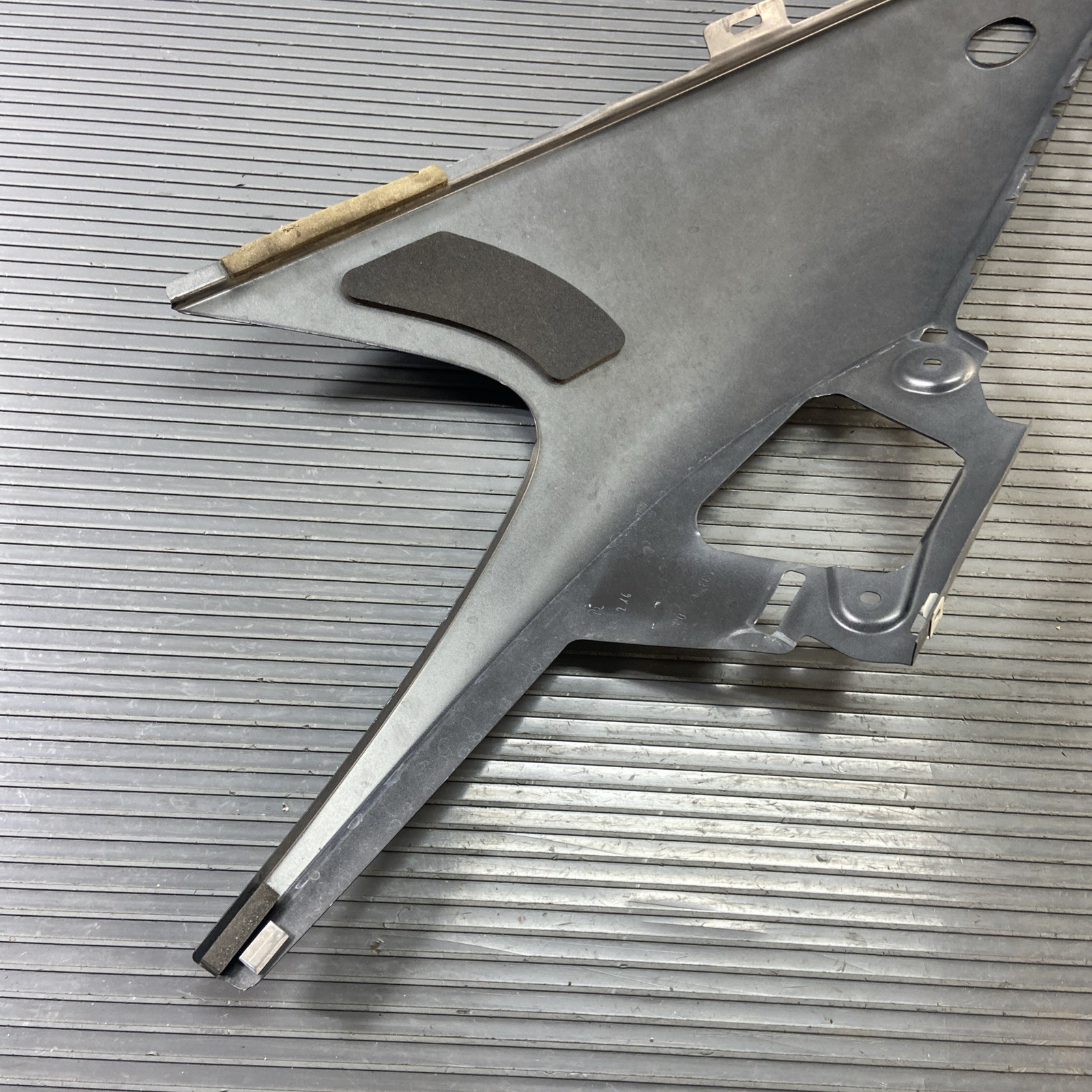 BMW i8 2014-2020 Rear Left Body trim panel
