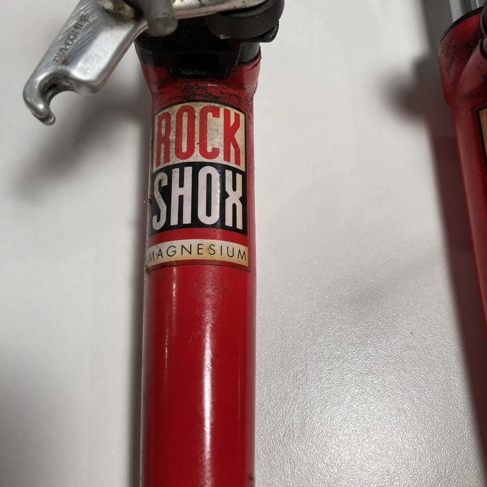 Vintage Rock Shox Magnesium Shock Suspension Fork 1 1/8” Threaded *needs rebuild - Image 2 of 4