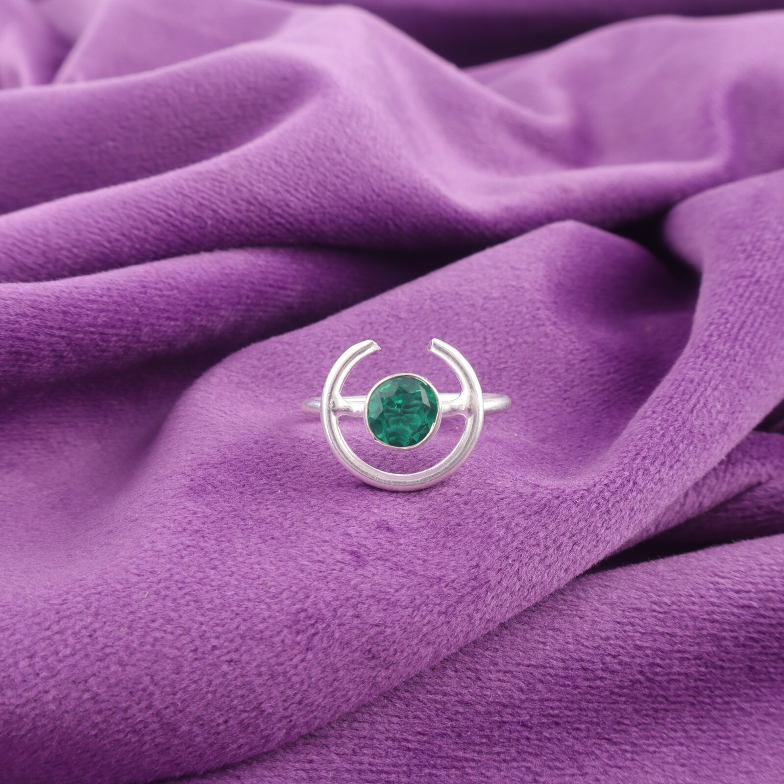 Emerald Gemstone 925 Silver Statement Daughter Ring All US Sizes