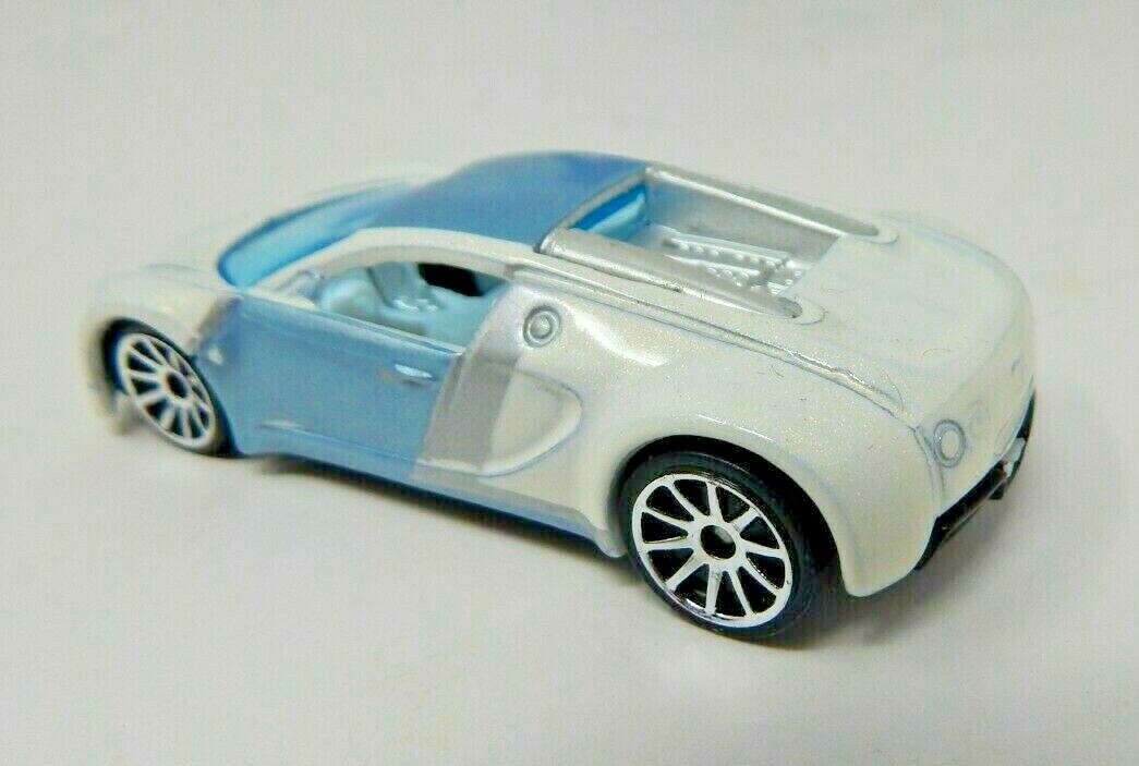 ミニカー Hot Wheels MYSTERY CAR BUGATTI VEYRON Hot Wheels Loose White and Satin Blue Bugatti Veyron Mystery