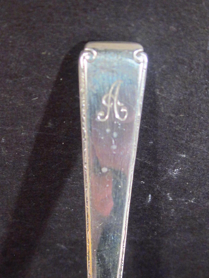 毛巾纯银旧花边鸡尾酒海鲜叉花押字A — 第 2/4 张图片