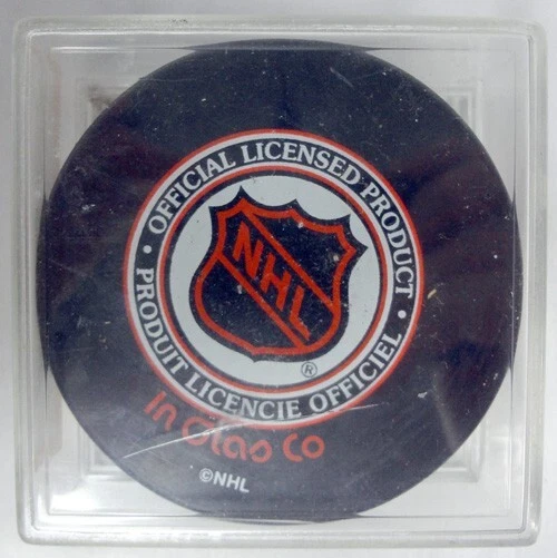 Disco de hóquei assinado por Patrick Roy National Hockey League NHL Colorado Avalanche #33 - Imagem 2 de 4