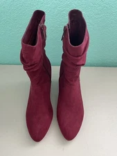 Kaari Blue Women's Side Zip Heeled Scrunch Top Boots Cranberry Size 7.5