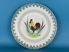 Antico Piatto Ceramica Mondovì Figura Gallo Dipinto A Mano Fine XIX Sec.
